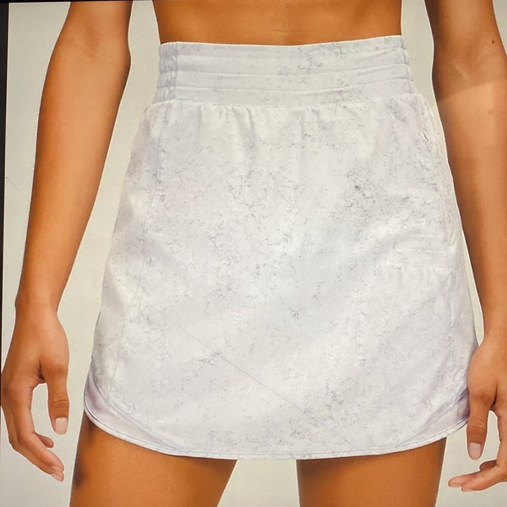 Lululemon Hotty Hot High Rise Skirt - Picture 2 of 16